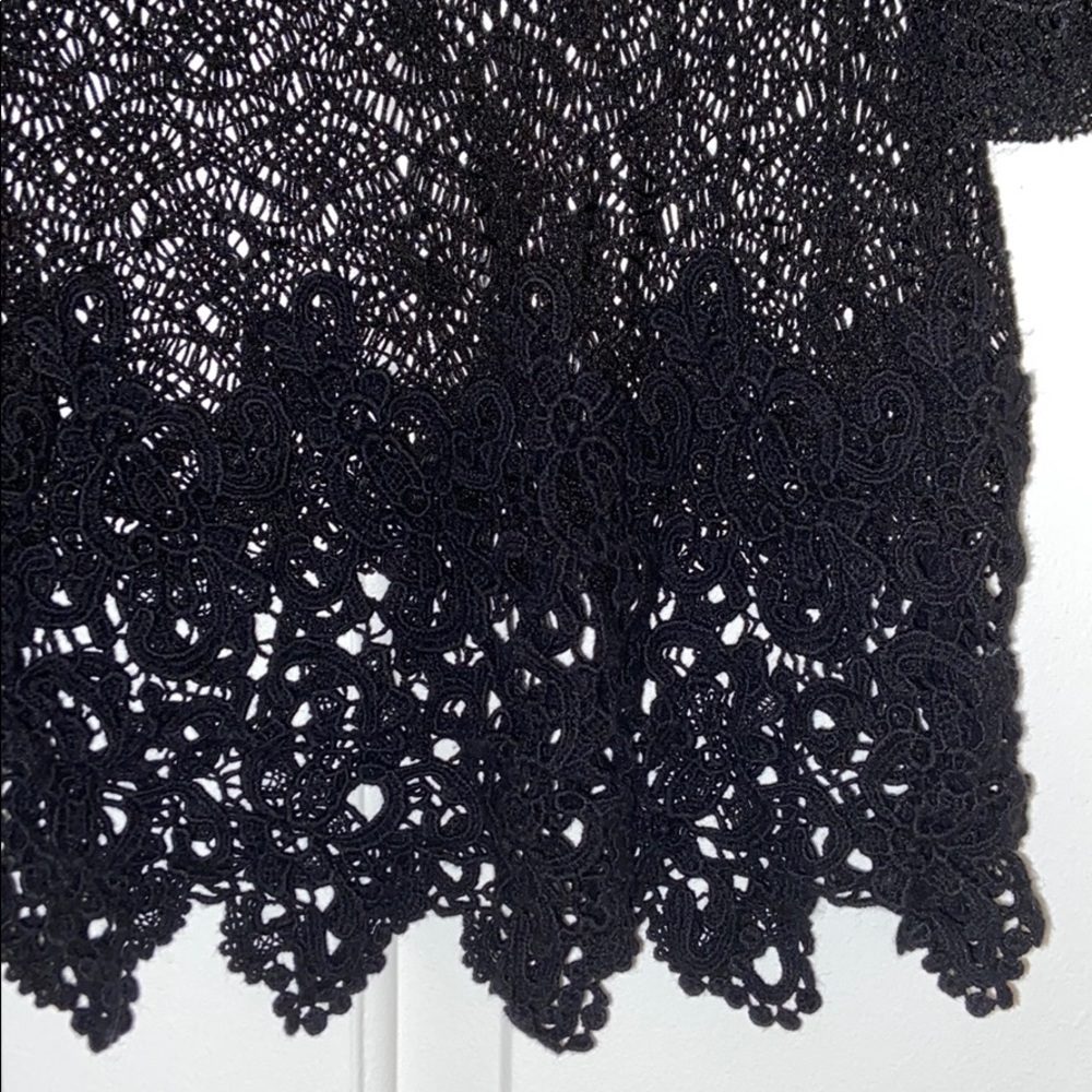 NWOT ALFANI lace overlay blouse or top - Picture 3 of 4